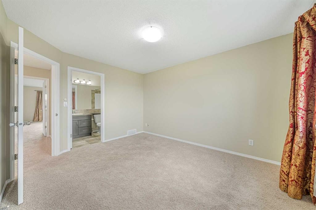 48 Panatella Common Nw, Calgary, AB - Indoor Photo Showing Other Room