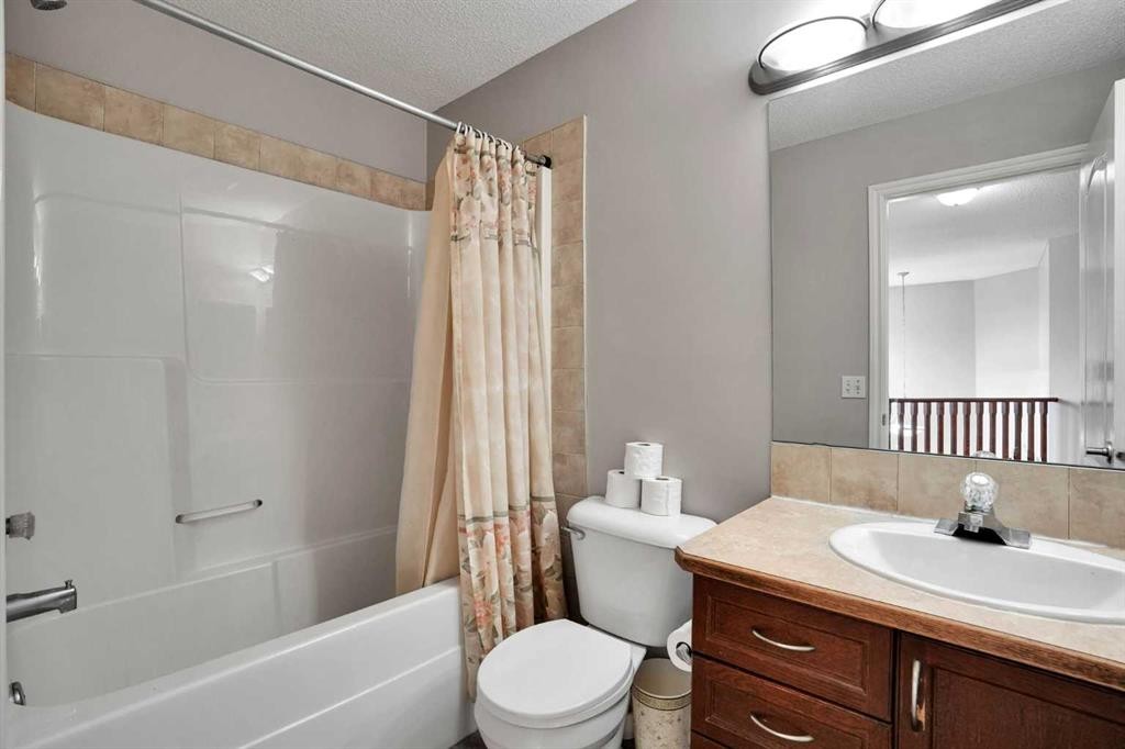 292 Taralake Terrace Ne, Calgary, AB - Indoor Photo Showing Bathroom