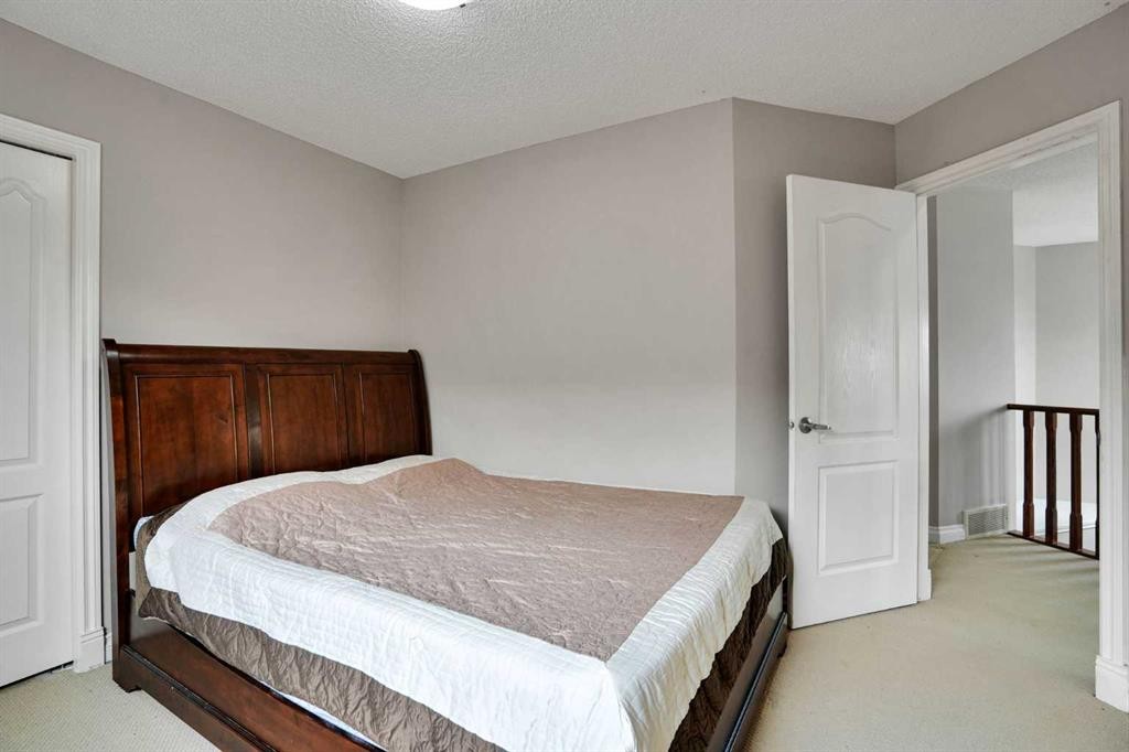 292 Taralake Terrace Ne, Calgary, AB - Indoor Photo Showing Bedroom