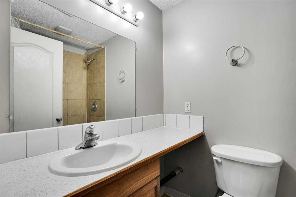 292 Taralake Terrace Ne, Calgary, AB - Indoor Photo Showing Bathroom