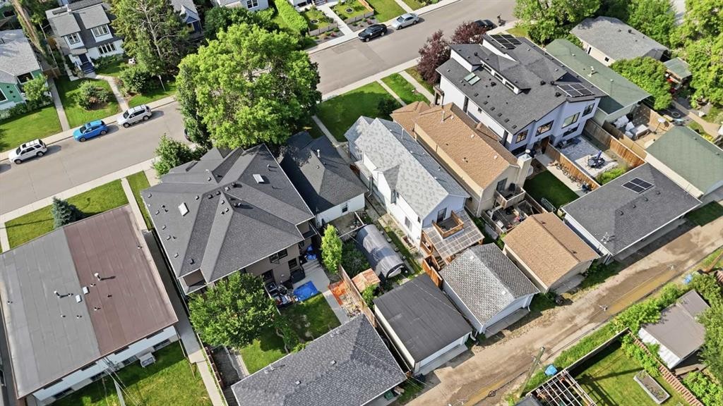 1420 18 Avenue Nw, Calgary, AB - Outdoor With View