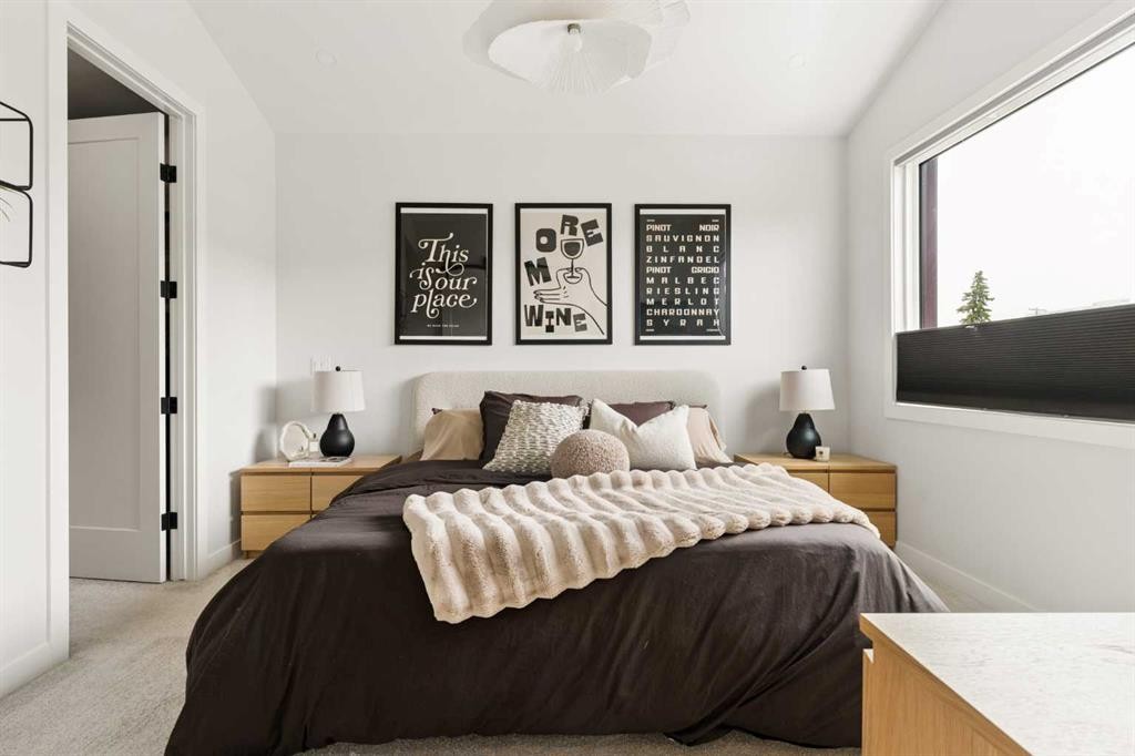 258 17 Avenue Ne, Calgary, AB - Indoor Photo Showing Bedroom