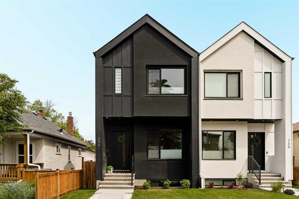 258 17 Avenue Ne, Calgary, AB - Outdoor