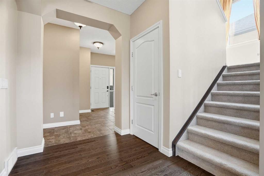 133 Aspen Stone Road Sw, Calgary, AB - Indoor Photo Showing Other Room