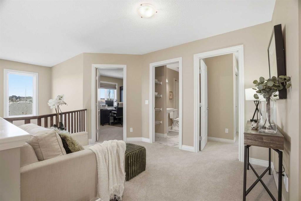 133 Aspen Stone Road Sw, Calgary, AB - Indoor