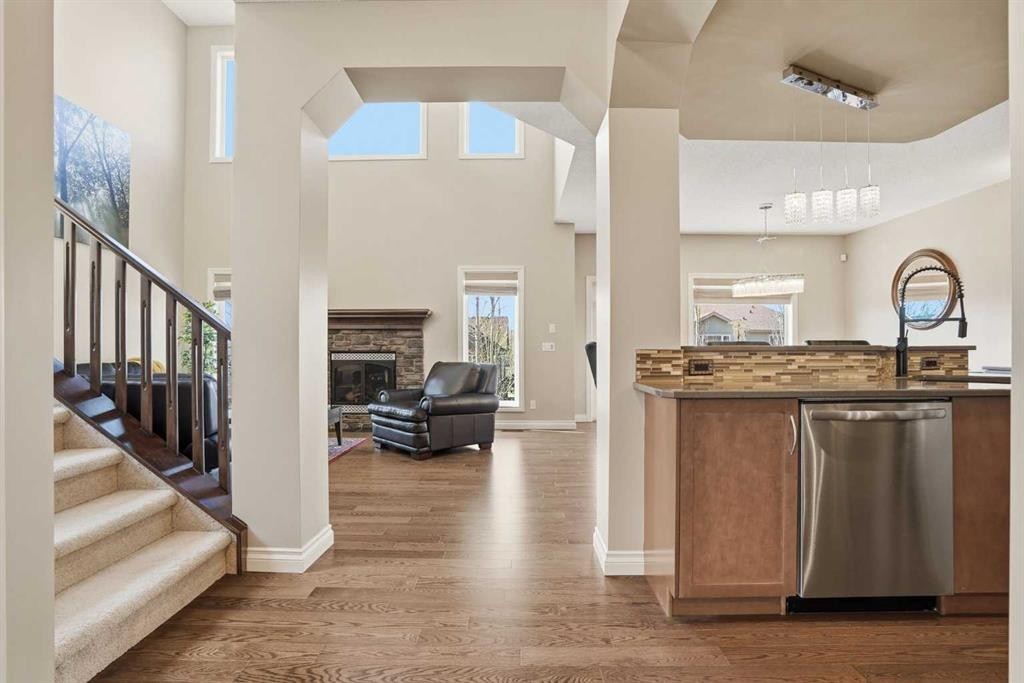 133 Aspen Stone Road Sw, Calgary, AB - Indoor