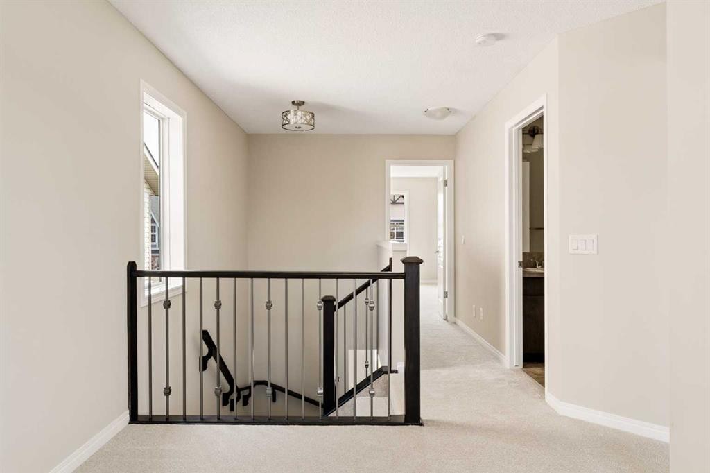 59 Elgin Meadows Park Se, Calgary, AB - Indoor Photo Showing Other Room