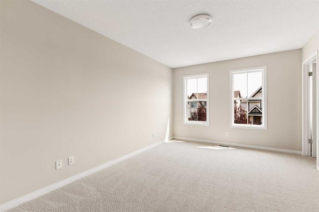 59 Elgin Meadows Park Se, Calgary, AB - Indoor Photo Showing Other Room