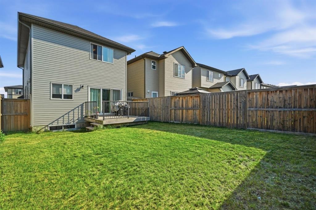 98 Panton Way Nw, Calgary, AB - Outdoor
