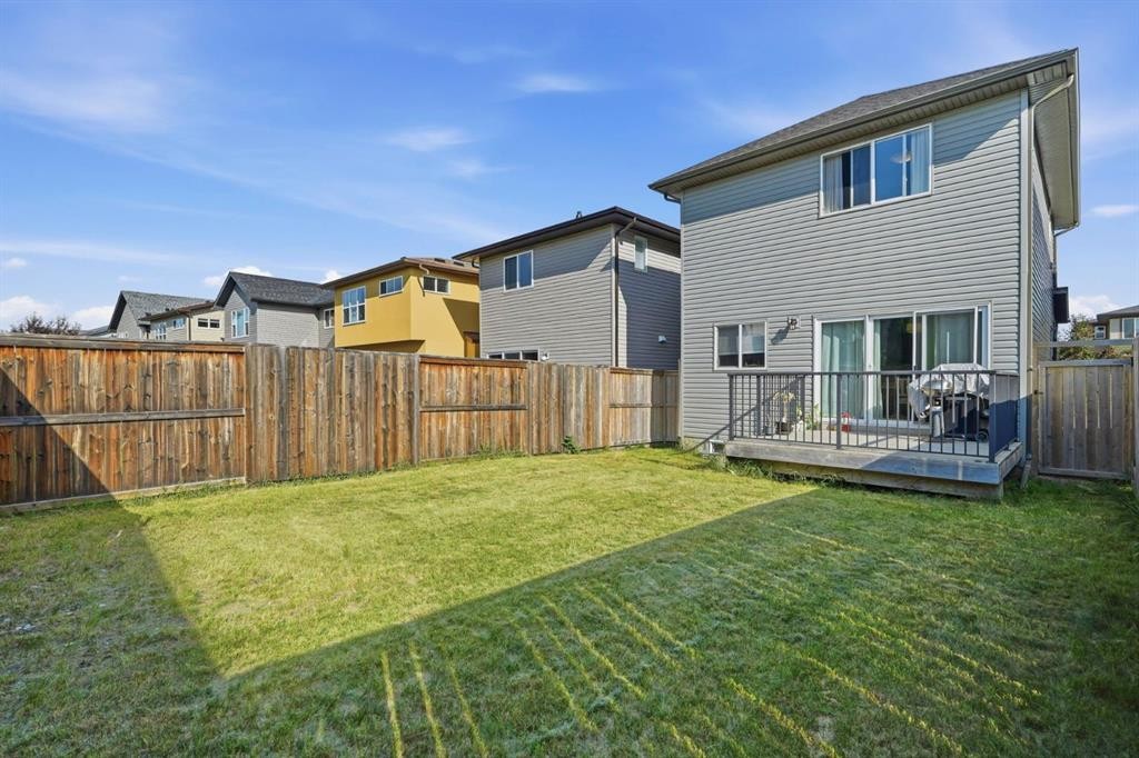 98 Panton Way Nw, Calgary, AB - Outdoor