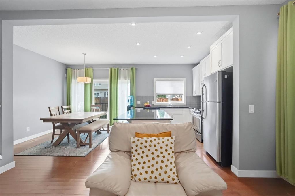98 Panton Way Nw, Calgary, AB - Indoor