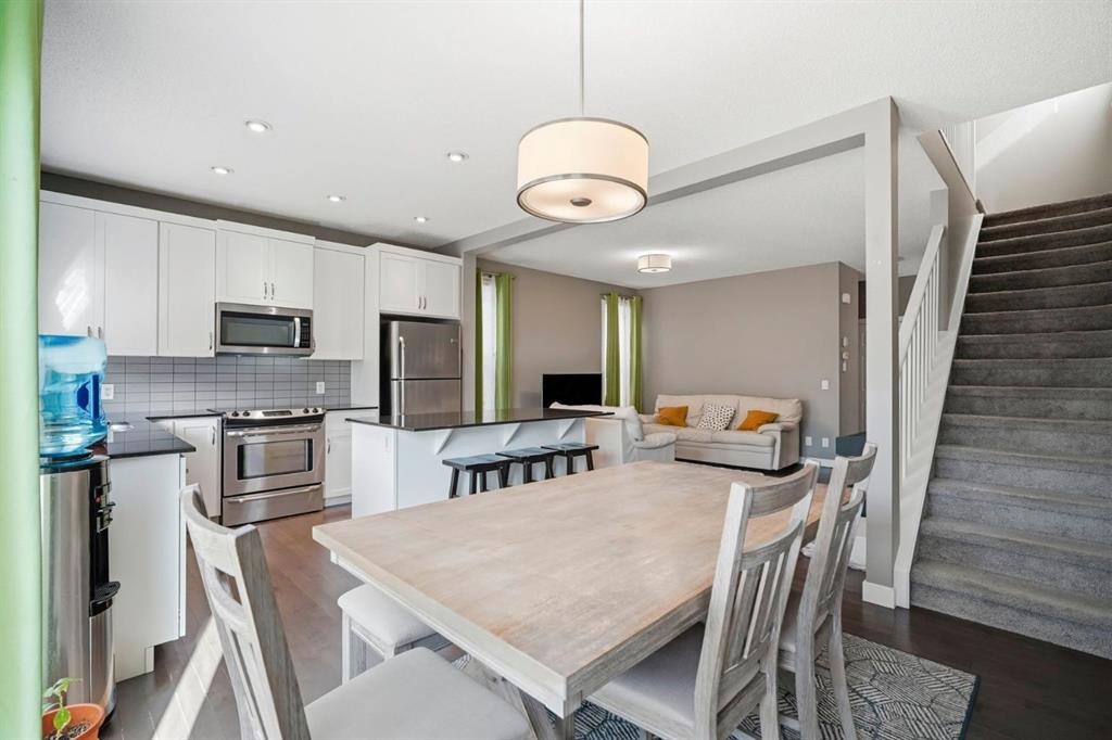 98 Panton Way Nw, Calgary, AB - Indoor
