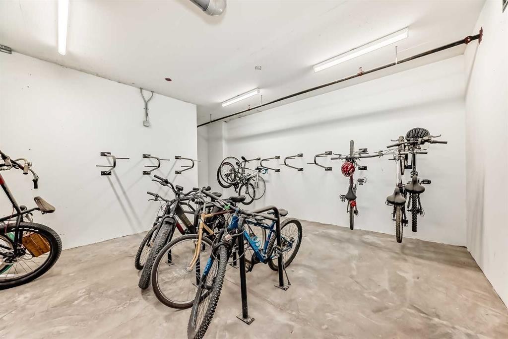3101-8500 19 Avenue Se, Calgary, AB - Indoor