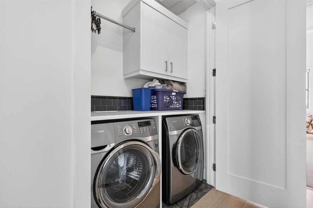 3936 1A Street Sw, Calgary, AB - Indoor Photo Showing Laundry Room
