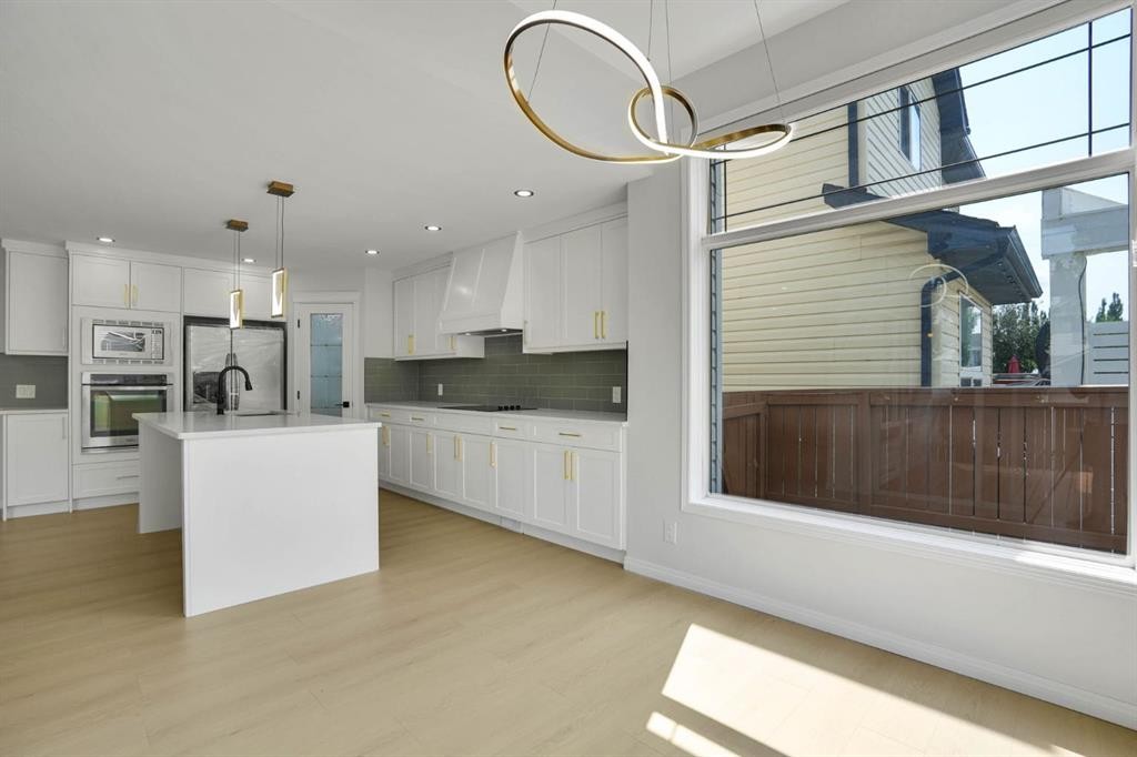 191 Cranwell Crescent Se, Calgary, AB - Indoor Photo Showing Kitchen With Upgraded Kitchen