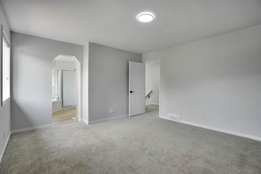 191 Cranwell Crescent Se, Calgary, AB - Indoor Photo Showing Other Room
