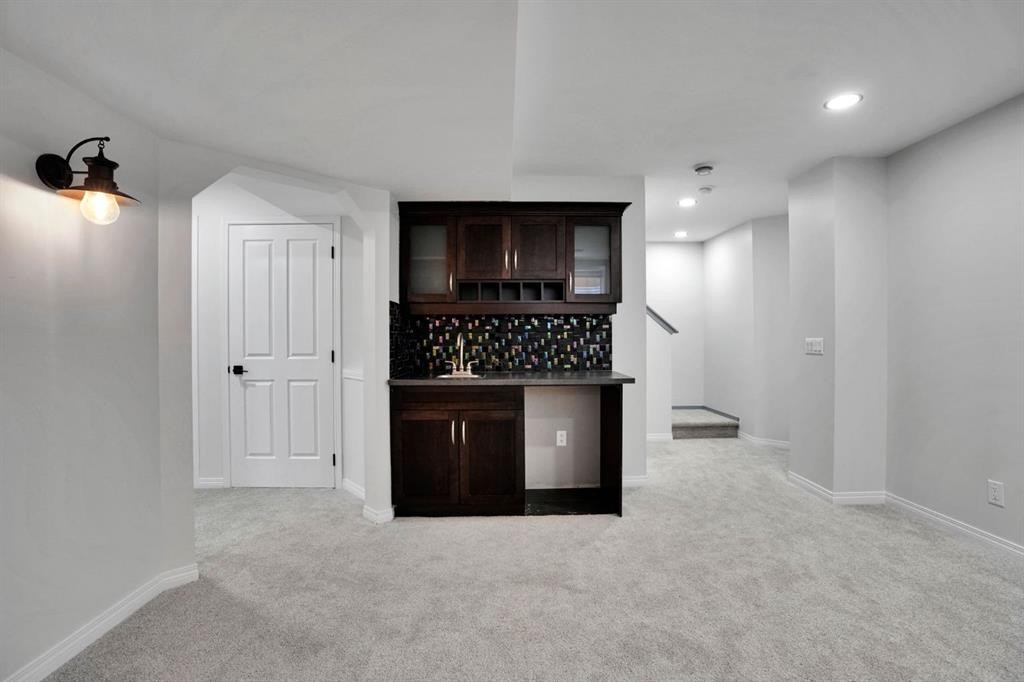 191 Cranwell Crescent Se, Calgary, AB - Indoor Photo Showing Other Room
