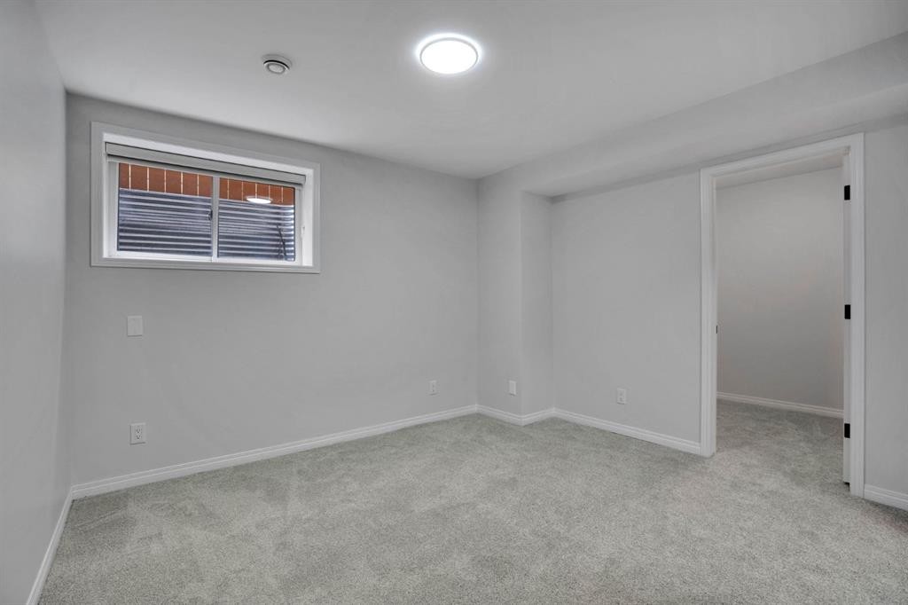 191 Cranwell Crescent Se, Calgary, AB - Indoor Photo Showing Other Room