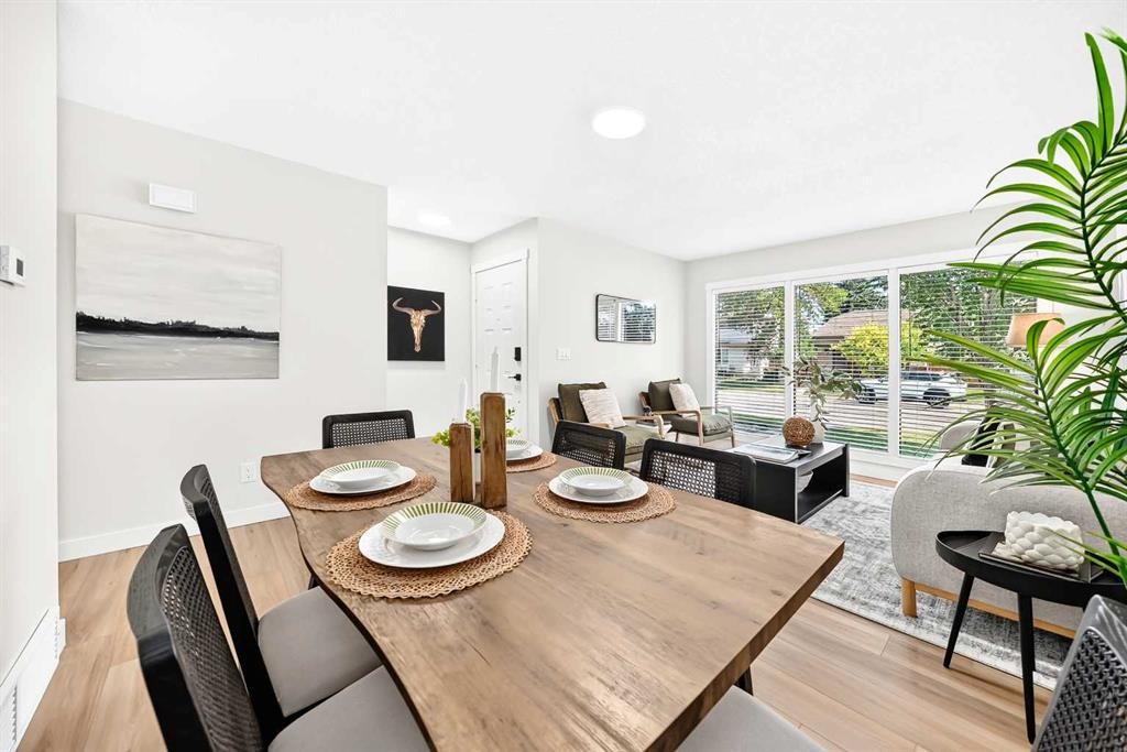 145 Sunvale Crescent Se, Calgary, AB - Indoor Photo Showing Dining Room