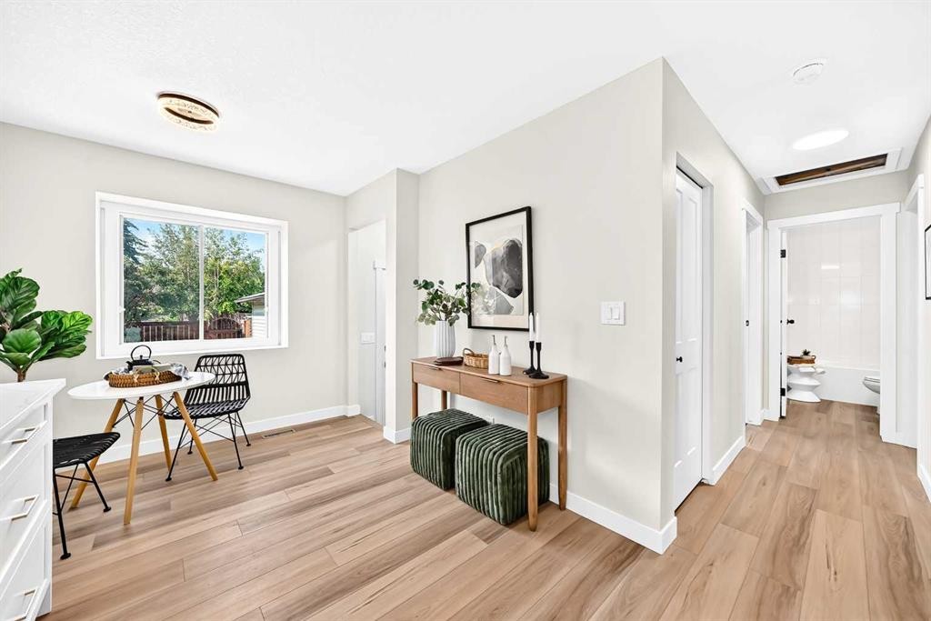 145 Sunvale Crescent Se, Calgary, AB - Indoor