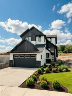 3 Tillotson Downs Okotoks, AB T1S 4Z5