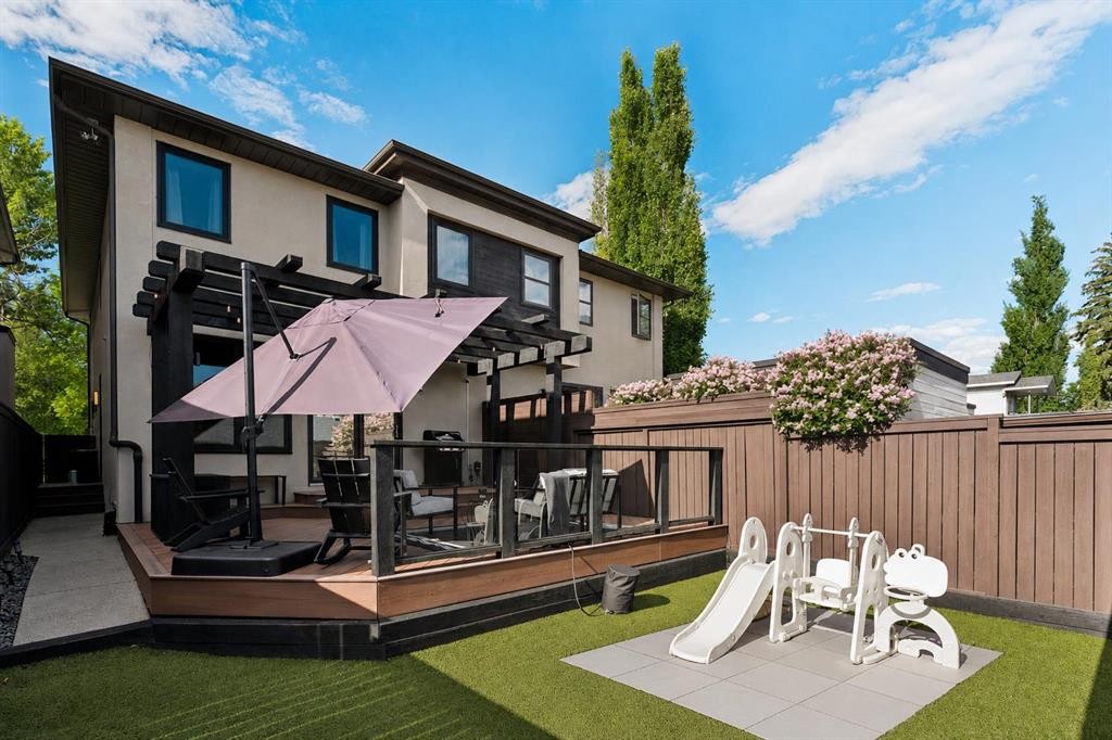 2003 32 Avenue Sw, Calgary, AB - Outdoor With Deck Patio Veranda