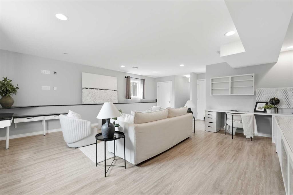 96 Rivercrest Crescent Se, Calgary, AB - Indoor