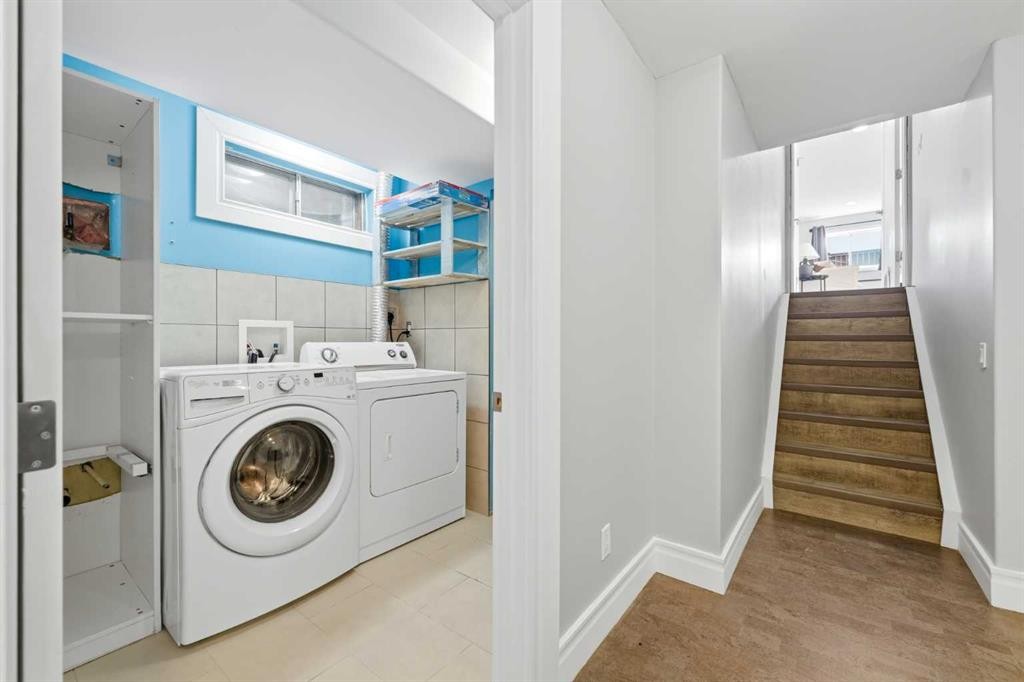 96 Rivercrest Crescent Se, Calgary, AB - Indoor Photo Showing Laundry Room