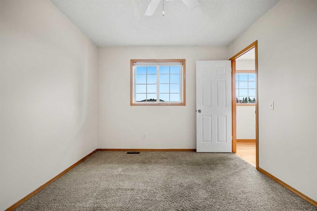 115 Macewan Park Circle, Calgary, AB - Indoor Photo Showing Other Room