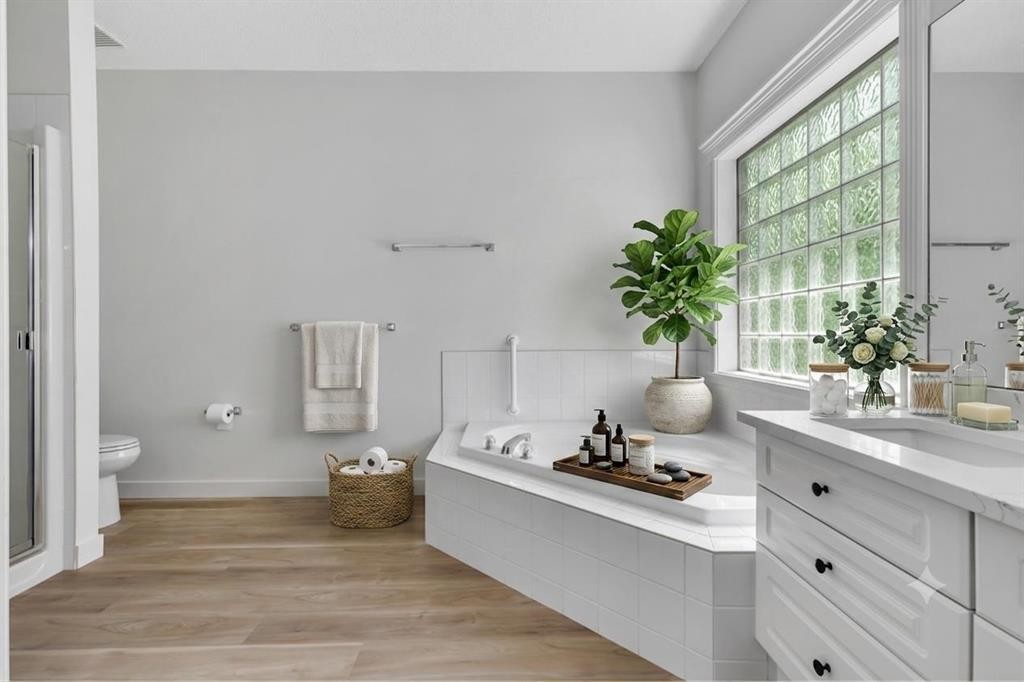 694 Panorama Hills Drive Nw, Calgary, AB - Indoor Photo Showing Bathroom