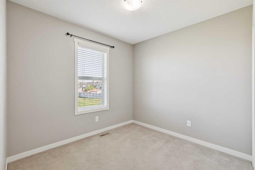 409 Copperpond Landing Se, Calgary, AB - Indoor Photo Showing Other Room