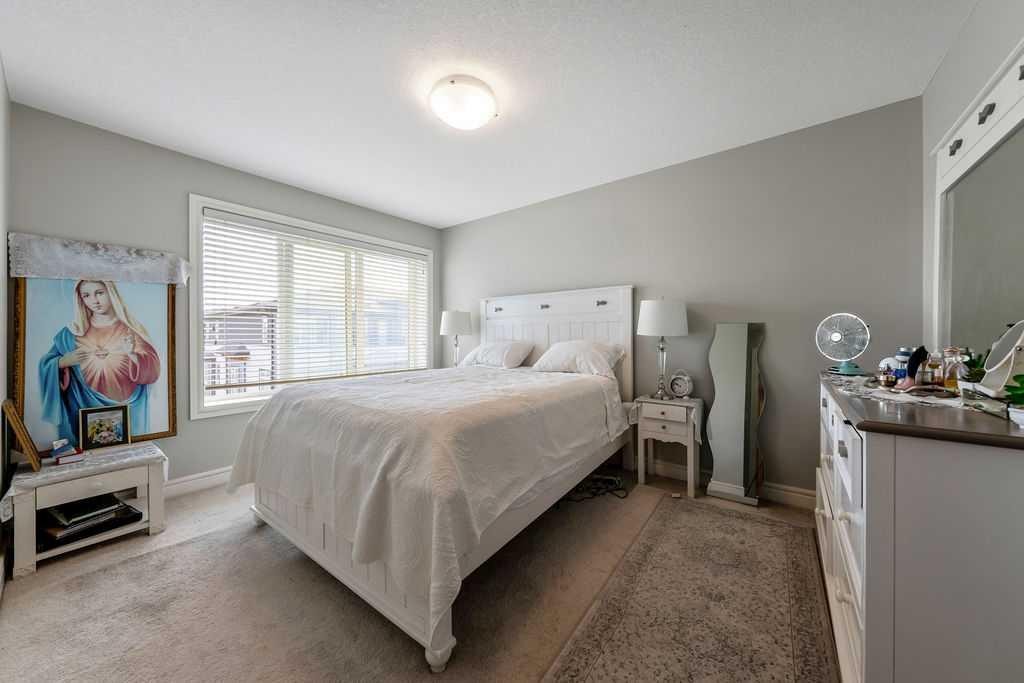 116 Savanna Walk Ne, Calgary, AB - Indoor Photo Showing Bedroom