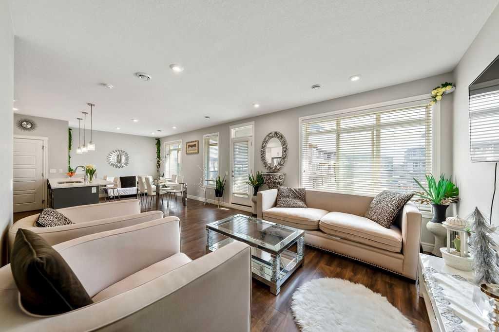 116 Savanna Walk Ne, Calgary, AB - Indoor Photo Showing Living Room