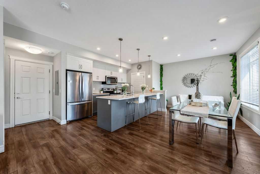 116 Savanna Walk Ne, Calgary, AB - Indoor