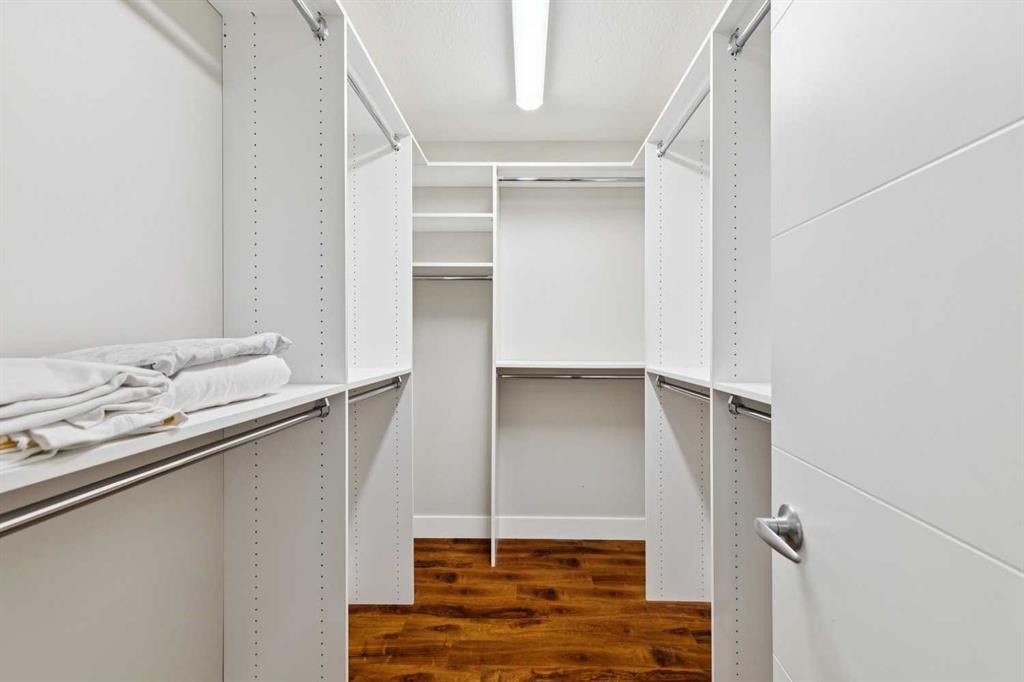 58 Candle Terrace Sw, Calgary, AB - Indoor With Storage