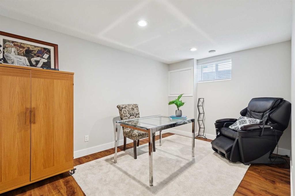 58 Candle Terrace Sw, Calgary, AB - Indoor