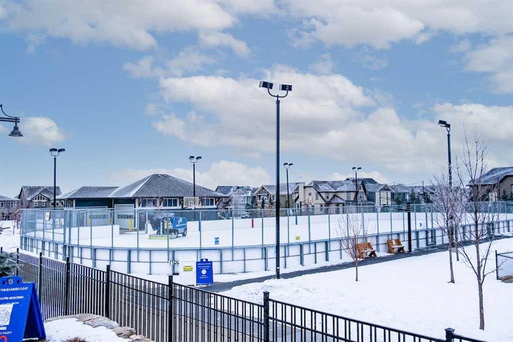 64 Masters Link Se, Calgary, AB - Outdoor