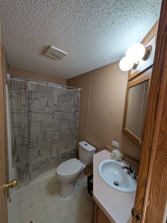 42-110 Highway 22, Cremona, AB