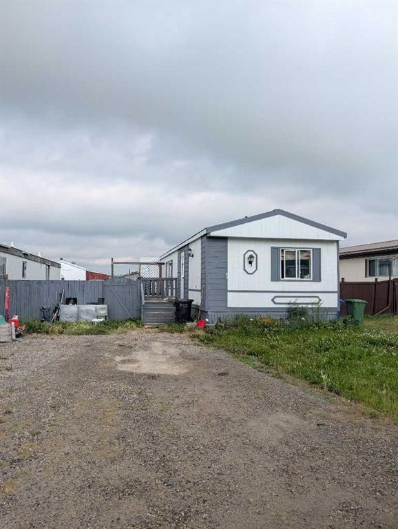 42-110 Highway 22, Cremona, AB