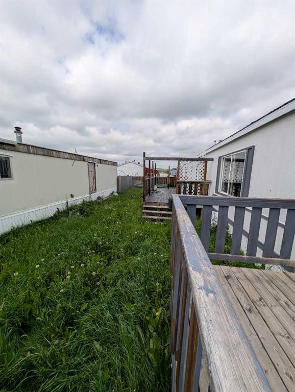 42-110 Highway 22, Cremona, AB