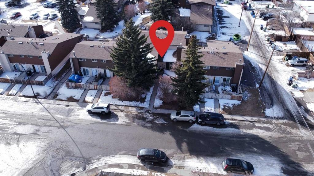 334-5404 10 Avenue Se, Calgary, AB - Outdoor