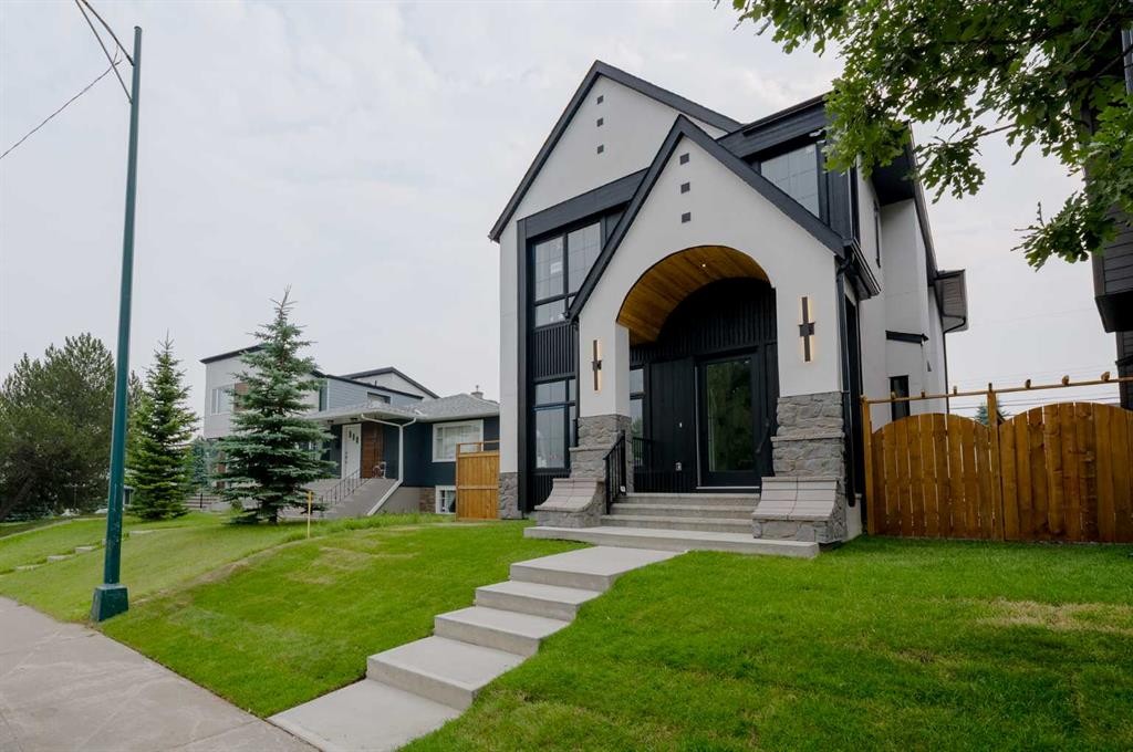 2207 Victoria Crescent Nw, Calgary, AB - Outdoor