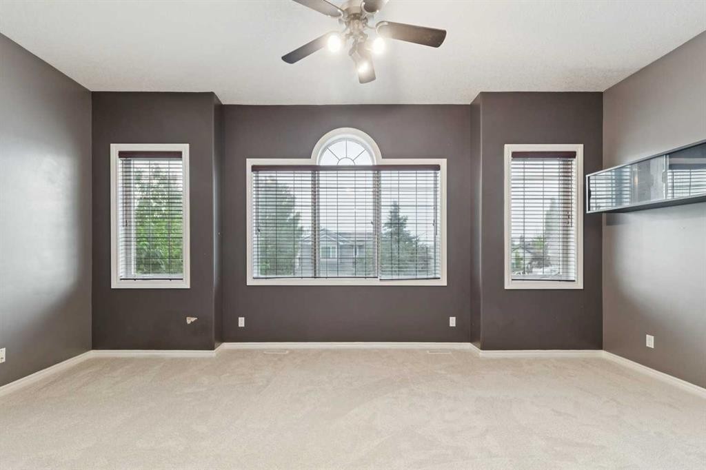 763 Cimarron Close, Okotoks, AB