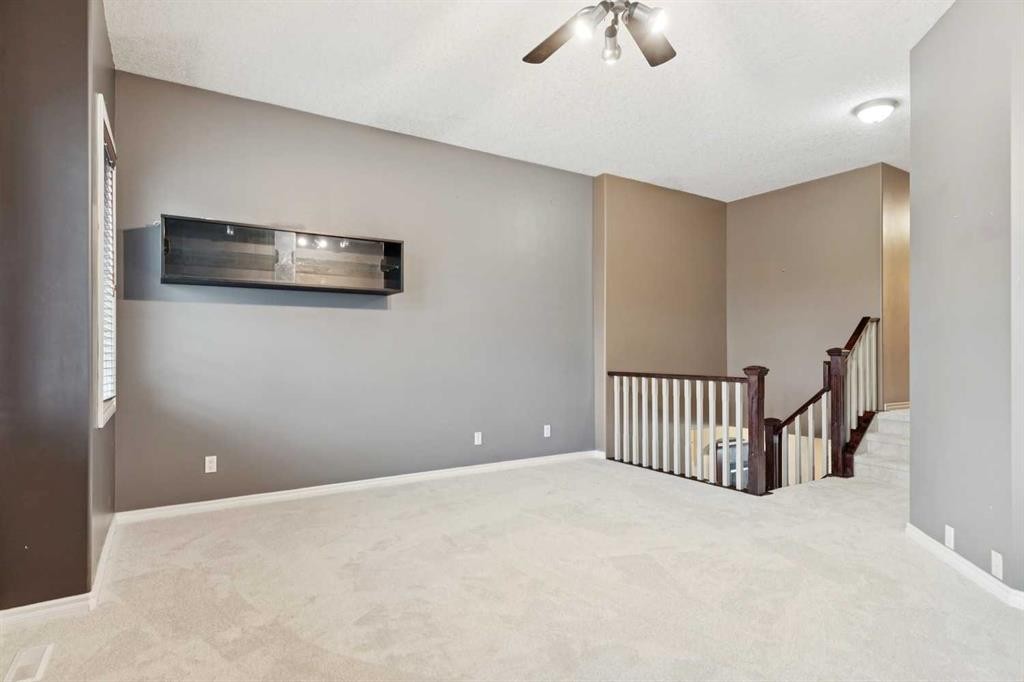 763 Cimarron Close, Okotoks, AB