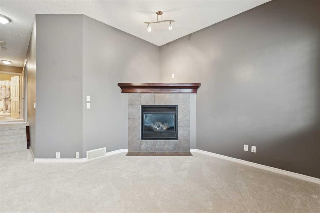 763 Cimarron Close, Okotoks, AB