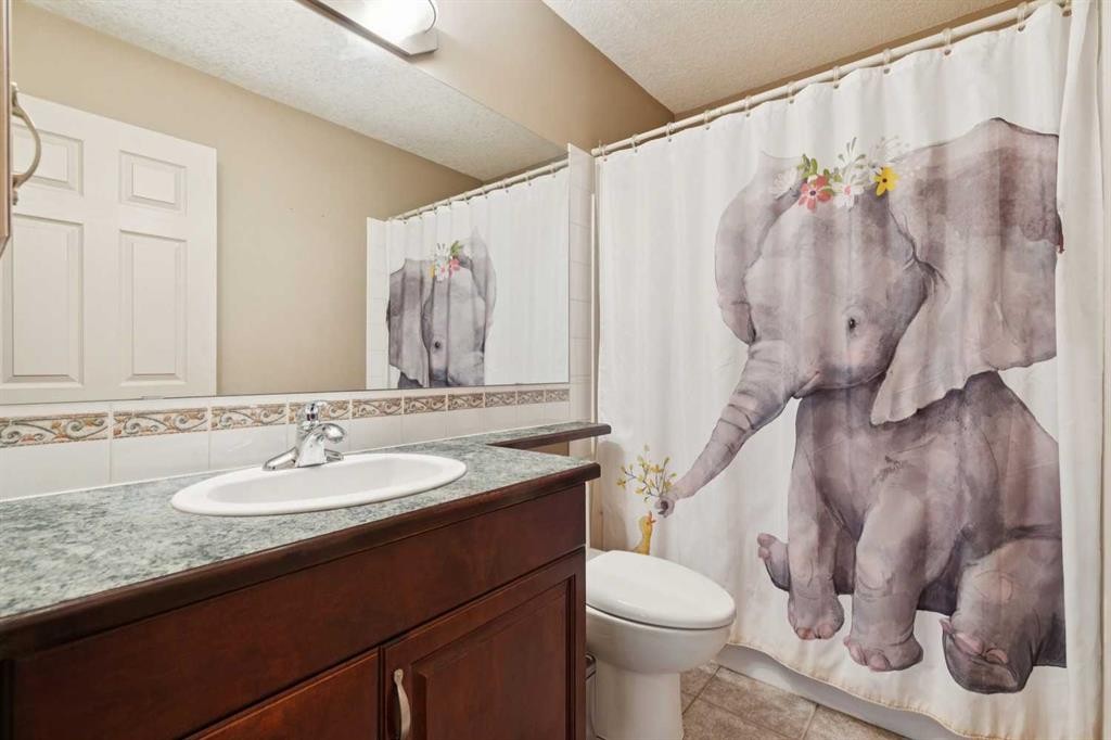 763 Cimarron Close, Okotoks, AB