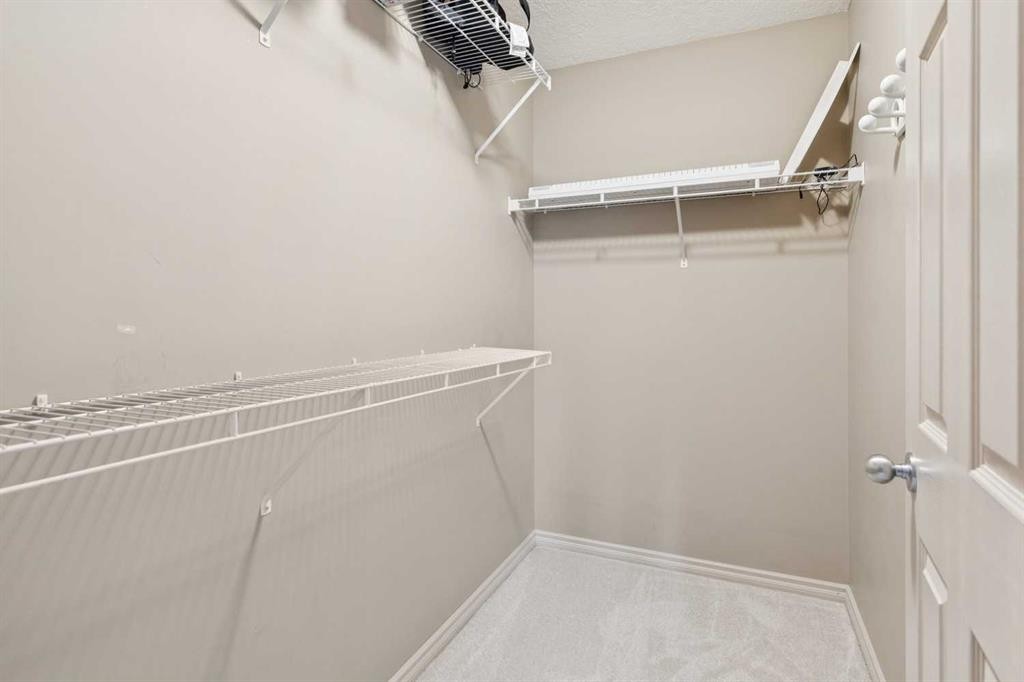 763 Cimarron Close, Okotoks, AB