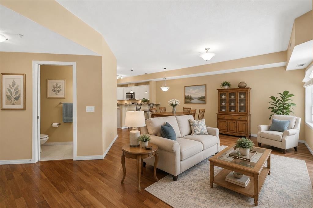2144-48 Inverness Gate Se, Calgary, AB - Indoor Photo Showing Living Room