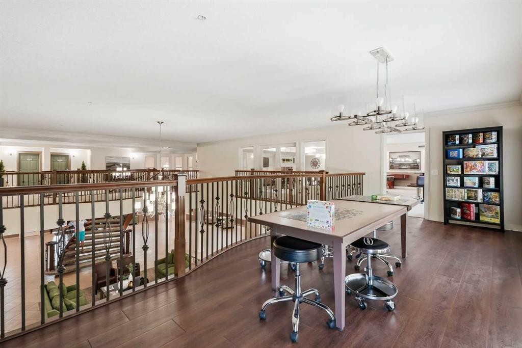 2144-48 Inverness Gate Se, Calgary, AB - Indoor