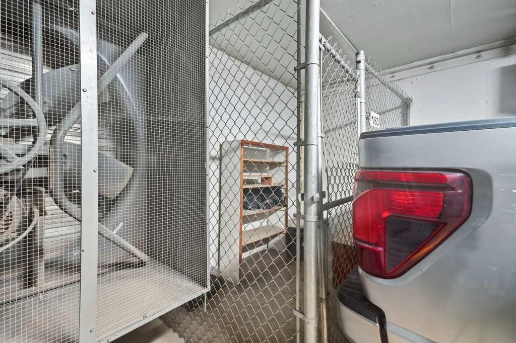 2144-48 Inverness Gate Se, Calgary, AB - Indoor